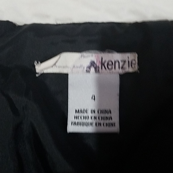 Black Skirt - Picture 3 of 3